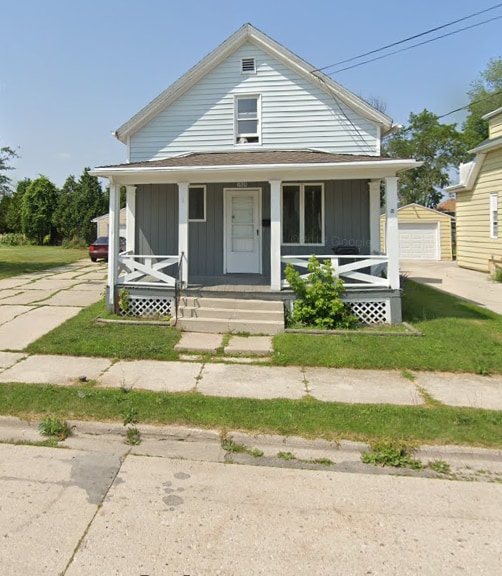 property at 1528 Bell Ave