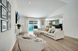 18998 Cloud Lake Cir in Boca Raton, FL - Building Photo - Building Photo