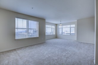 LaVie at Queen Anne in Seattle, WA - Foto de edificio - Building Photo