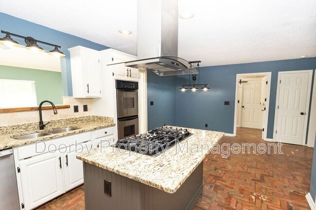 6114 Sasha Ln in Chattanooga, TN - Building Photo - Building Photo