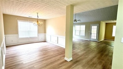 2336 Pettit Dr in Conyers, GA - Building Photo - Building Photo