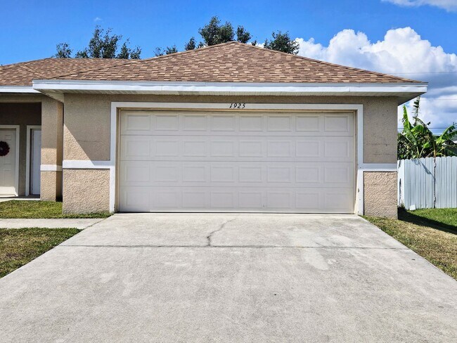 property at 1925 NE 15th Ln
