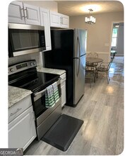 856 Five Forks Trickum Rd SW in Lawrenceville, GA - Building Photo - Building Photo