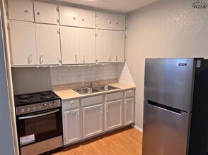 1710 10th St in Wichita Falls, TX - Building Photo - Building Photo