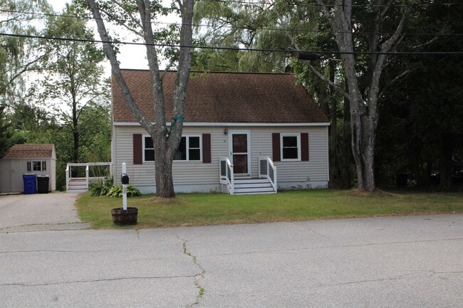 property at 13 Westside Dr