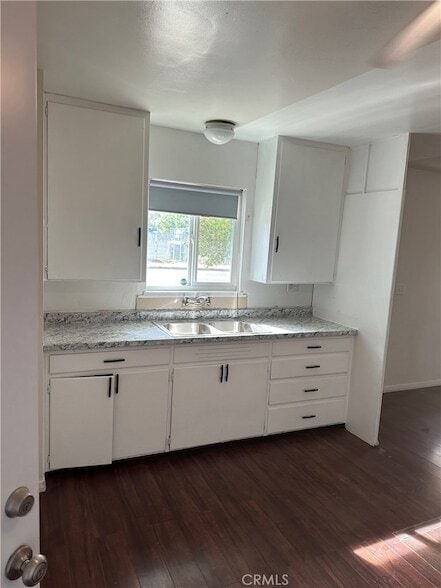 501 University Pl in Redlands, CA - Foto de edificio - Building Photo