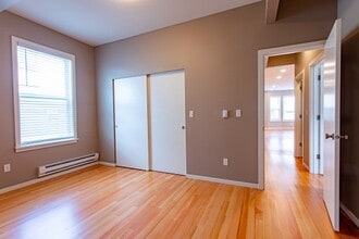 1715 E Howell St in Seattle, WA - Building Photo - Building Photo