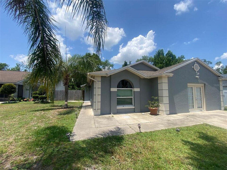 2633 Ginger Mill Blvd in Orlando, FL - Building Photo