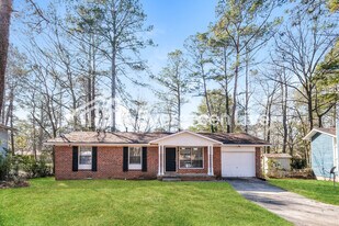 8929 Ashwood Dr in Riverdale, GA - Building Photo