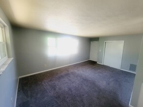 3212 Elman Dr in Middletown, OH - Building Photo - Building Photo