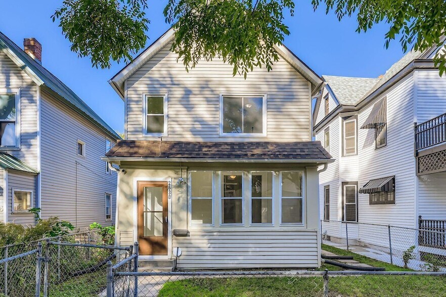 2630 14th Ave S in Minneapolis, MN - Foto de edificio