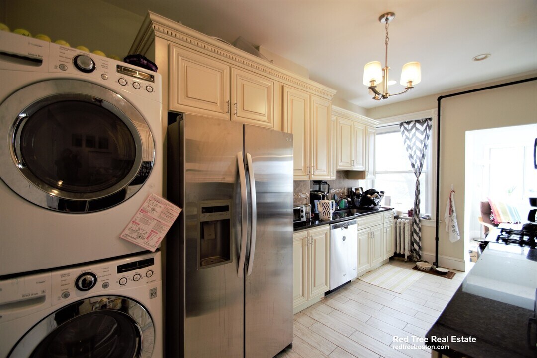 11 Babcock St in Brookline, MA - Foto de edificio