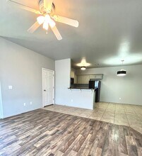 600 Rosemoor Ct in Yukon, OK - Building Photo - Building Photo