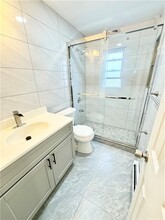 84 Carpenter Ave in Staten Island, NY - Foto de edificio - Building Photo
