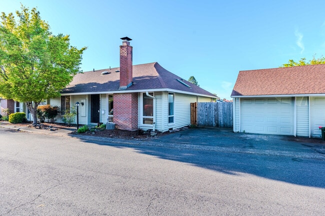 14225 SW Rocklynn Pl