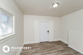 211 N 32nd St in Louisville, KY - Foto de edificio - Building Photo