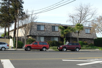 37387 Cherry St in Newark, CA - Building Photo - Building Photo