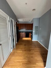 610 Irving St NW, Unit 105 in Washington, DC - Building Photo - Building Photo