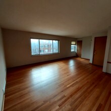 7729 Brookline Terrace, Unit Apt. A in Richmond Heights, MO - Building Photo - Building Photo