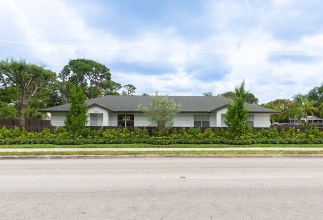 3260 Hi St in Lake Worth, FL - Building Photo