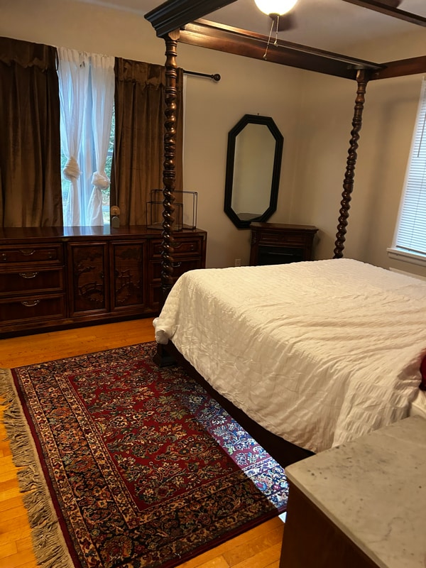 property at 10166 Glebe Rd