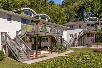 BIM BAM BOO LOFTS in Carrboro, NC - Building Photo - Building Photo