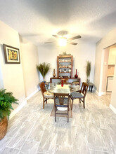 250 NE 20th St in Boca Raton, FL - Building Photo - Building Photo