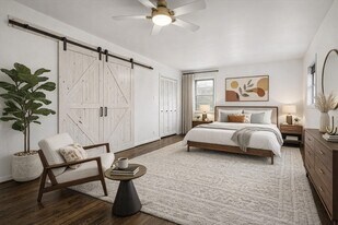 7262 Roos Rd in Houston, TX - Building Photo