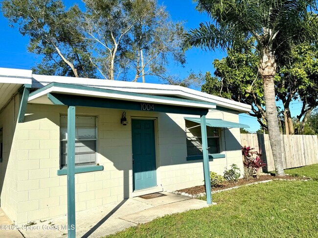 1004 Green Rd in Rockledge, FL - Building Photo - Building Photo