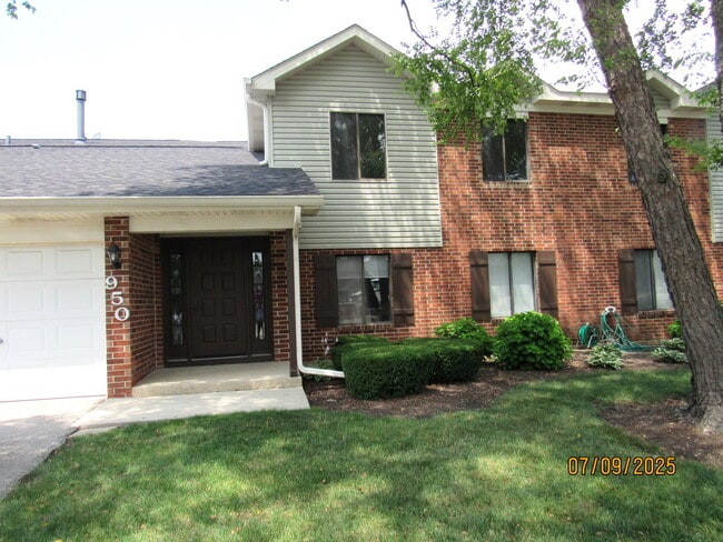 property at 950 Cumberland Ct