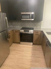 199 Gardner St, Unit 217 in Boston, MA - Building Photo - Building Photo