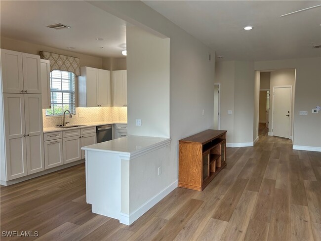 property at 7070 Bay Woods Lake Ct