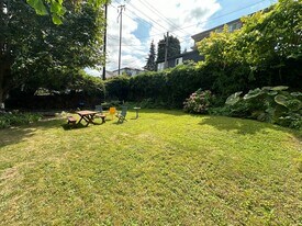 69 Etruria St in Seattle, WA - Building Photo