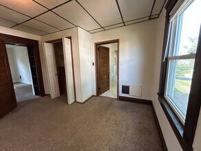 513 N Center St in Grove City, PA - Building Photo - Building Photo
