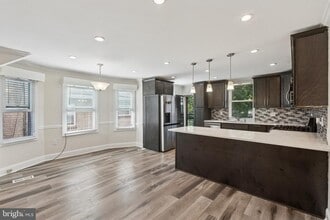 534 Benner St in Philadelphia, PA - Building Photo - Building Photo