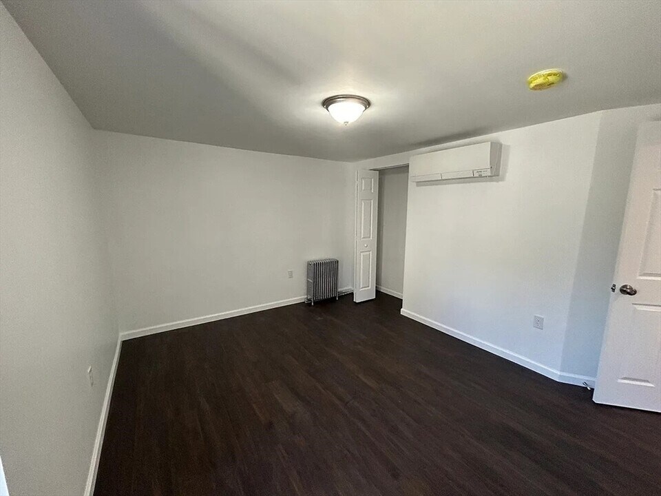 81 Alder St in Waltham, MA - Building Photo