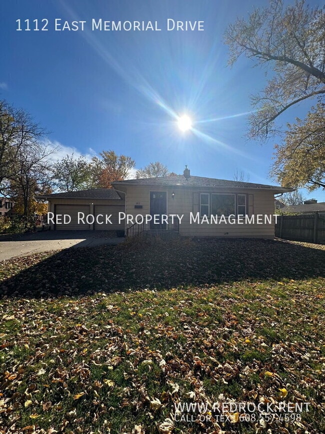 1112 E Memorial Dr in Janesville, WI - Building Photo - Building Photo