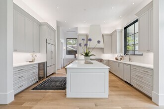 2711 Eastgrove Ln in Houston, TX - Building Photo - Building Photo