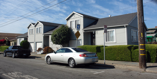 37-39 45 5 13th St in Richmond, CA - Building Photo - Building Photo