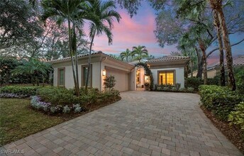 15627 Villoresi Way in Naples, FL - Building Photo - Building Photo