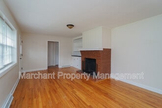 120 Grove Rd in Greenville, SC - Building Photo - Building Photo