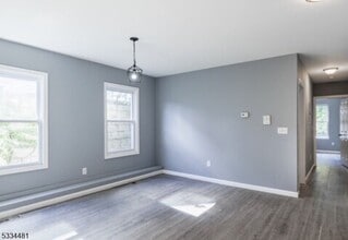 42 Essex St, Unit 1 in Paterson, NJ - Building Photo - Building Photo
