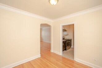 10985 S Church St in Chicago, IL - Building Photo - Building Photo