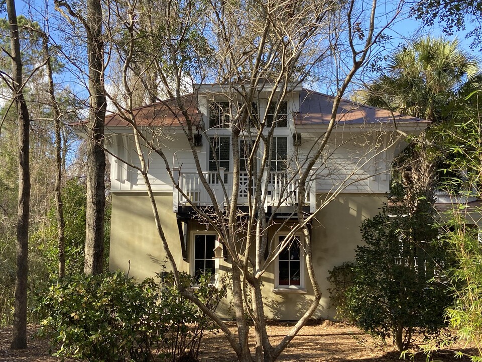 149 N Shelmore Blvd in Mount Pleasant, SC - Building Photo