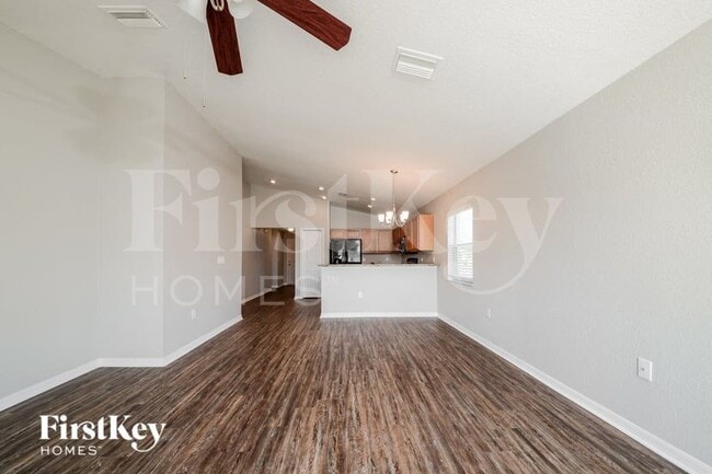 2318 11th Ave E in Palmetto, FL - Foto de edificio - Building Photo