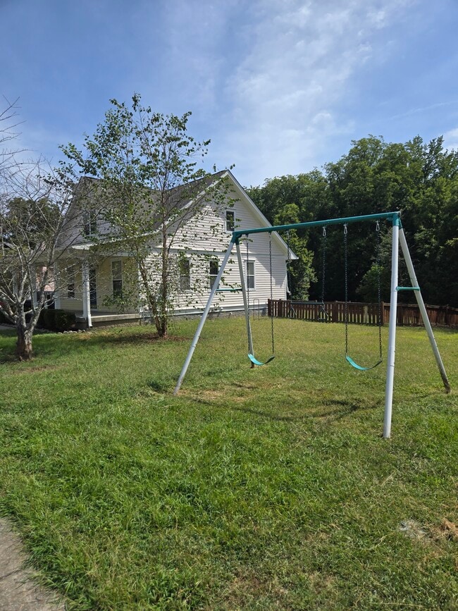 855 Beth Dr in Nashville, TN - Building Photo - Building Photo