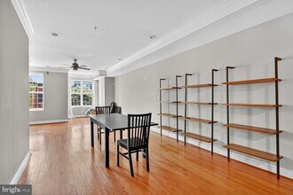 1730 1st St NW in Washington, DC - Building Photo - Building Photo