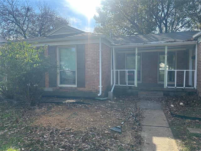 property at 5012 W University Blvd