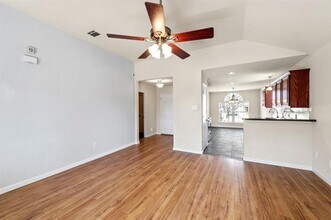 10844 Middleglen Rd in Haslet, TX - Building Photo - Building Photo