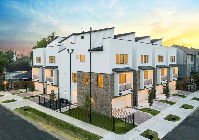 property at 1211 Thompson St